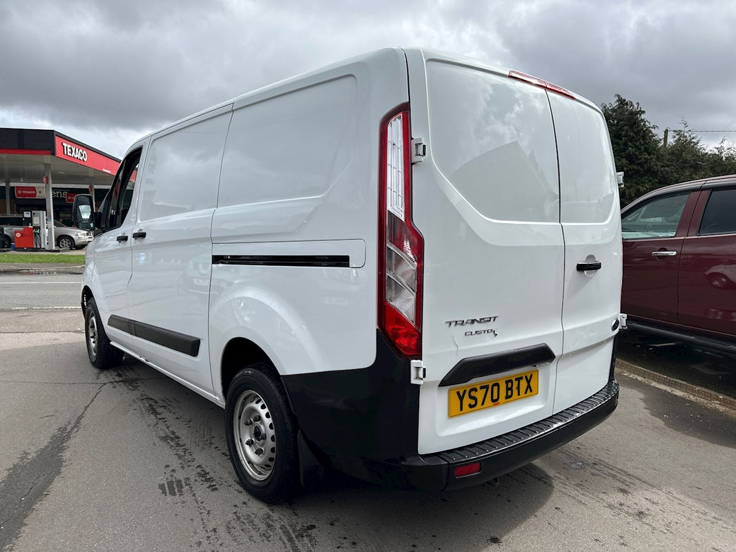Ford Transit Custom 300 L1 SWB thumbnail 7