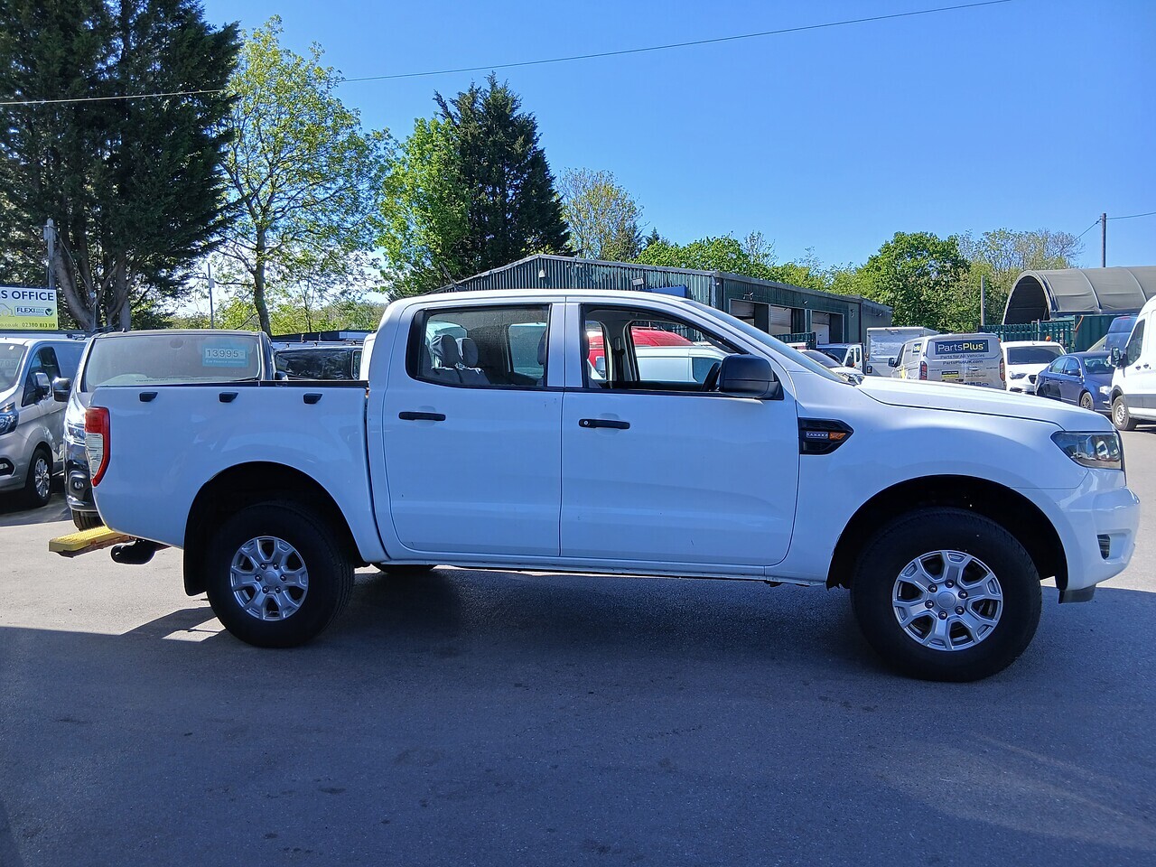 Ford Ranger 2.0 XL Pickup - Thumbnail 10