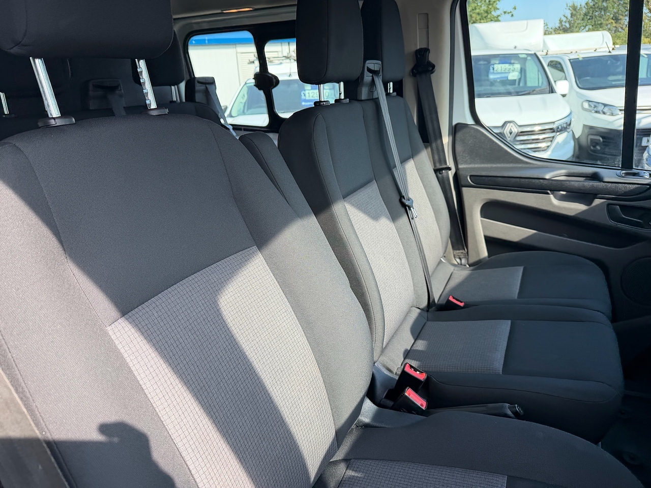 Ford Custom 300 Crew Van - NO VAT - Thumbnail 10