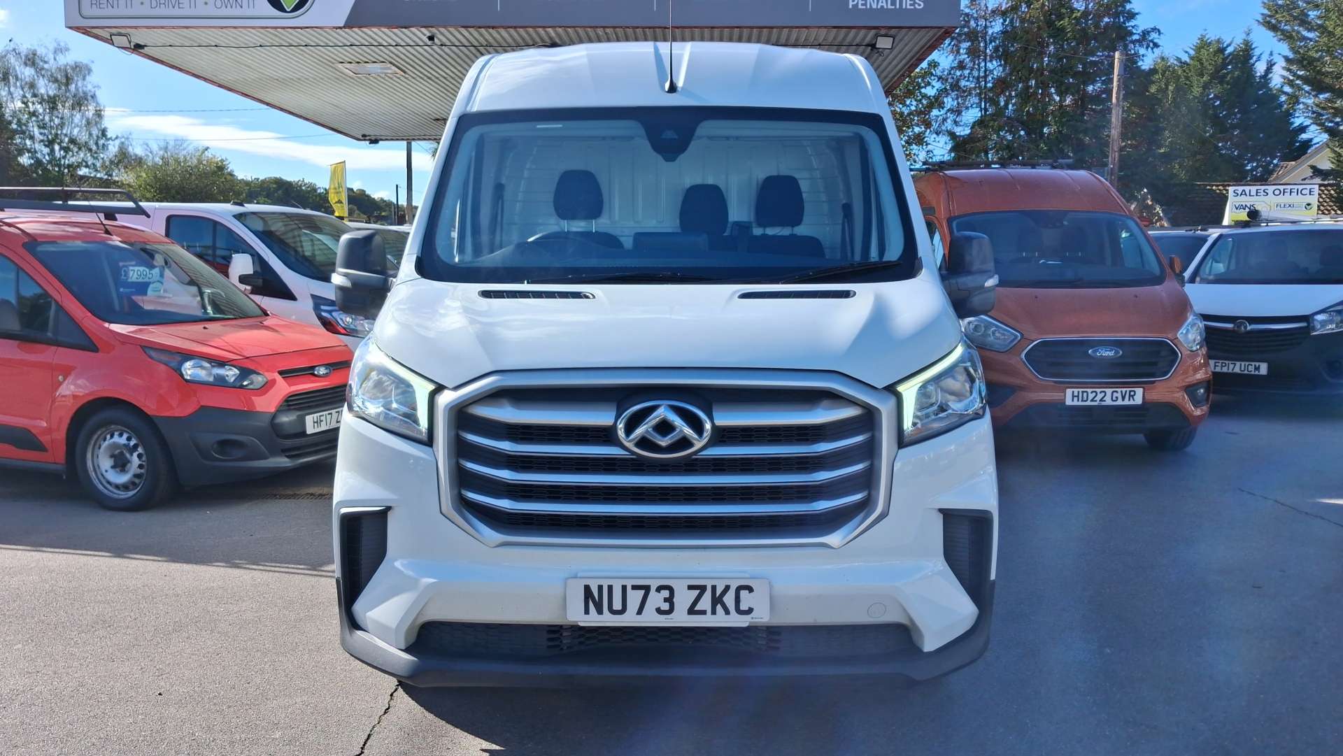 MAXUS Deliver 9 2.0 D20 Panel Van 5dr Diesel Manual FWD L3 H2 Euro 6 (s/s) (163 ps) thumbnail 5