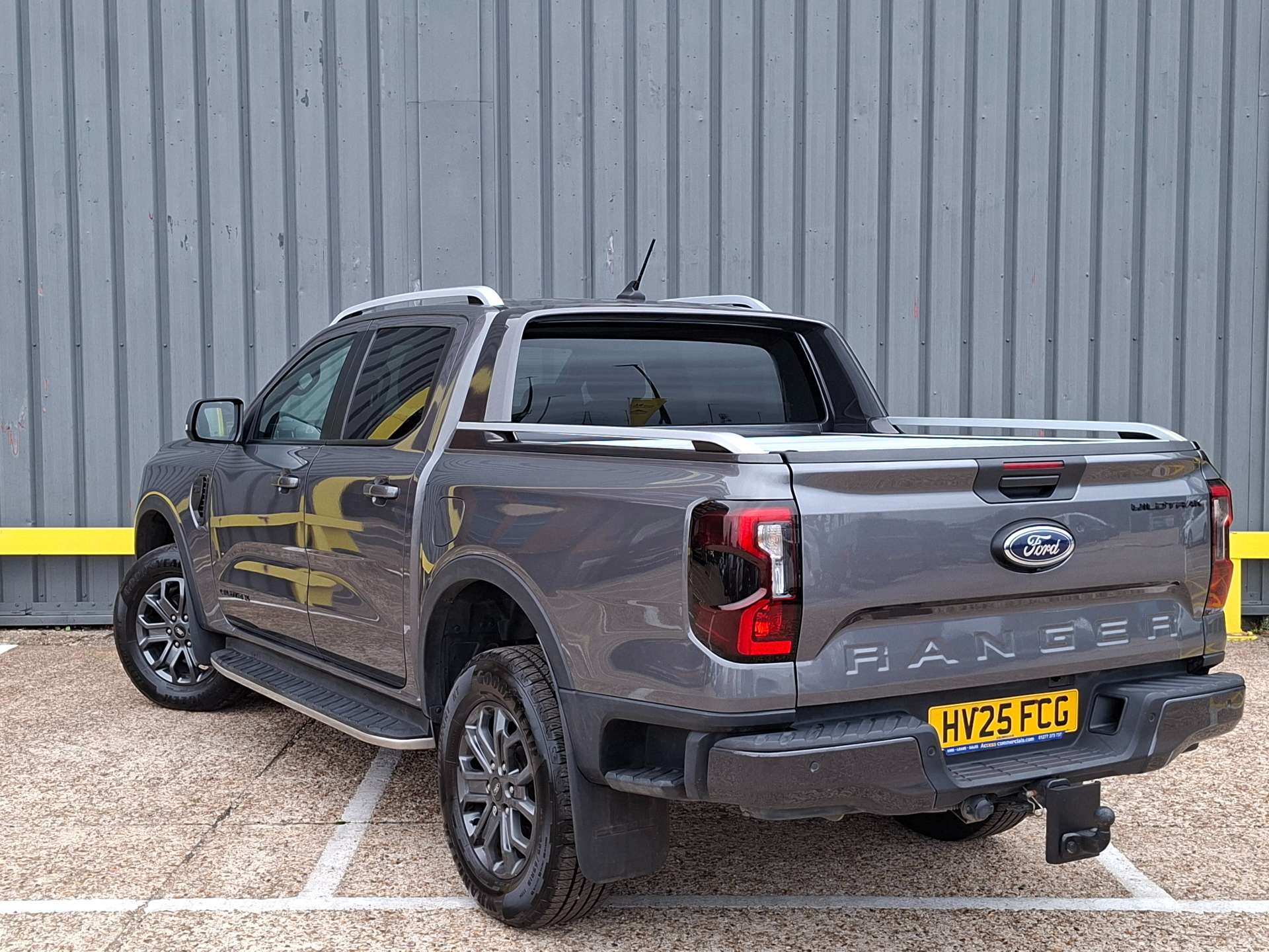 Ford Ranger 2.0 TD EcoBlue Wildtrak Pickup Double Cab 4dr Diesel Auto 4WD Euro 6 (s/s) (205 ps) thumbnail 6