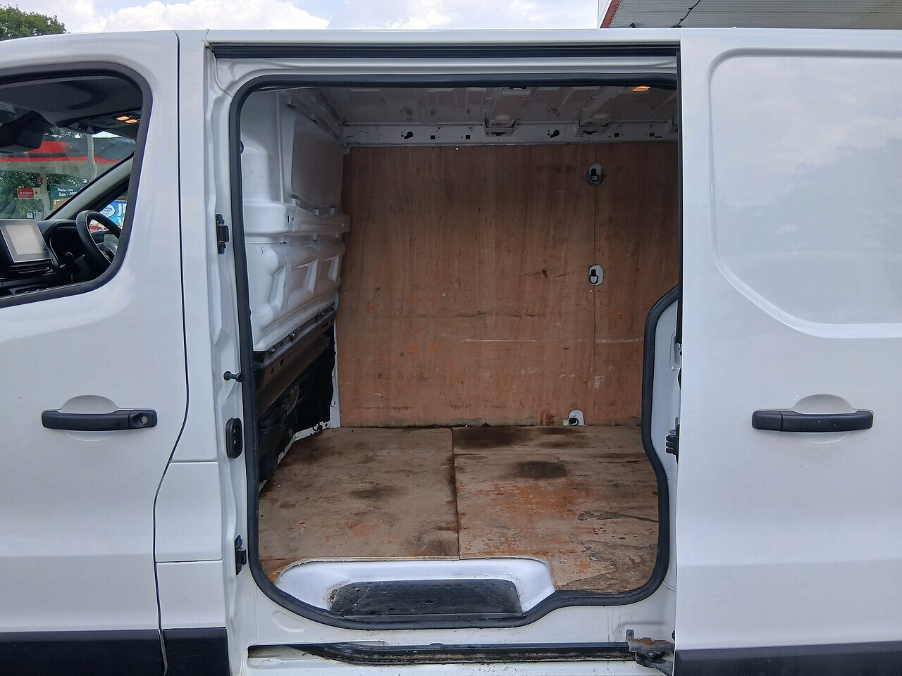Renault Trafic LL30 Business+ - Thumbnail 9