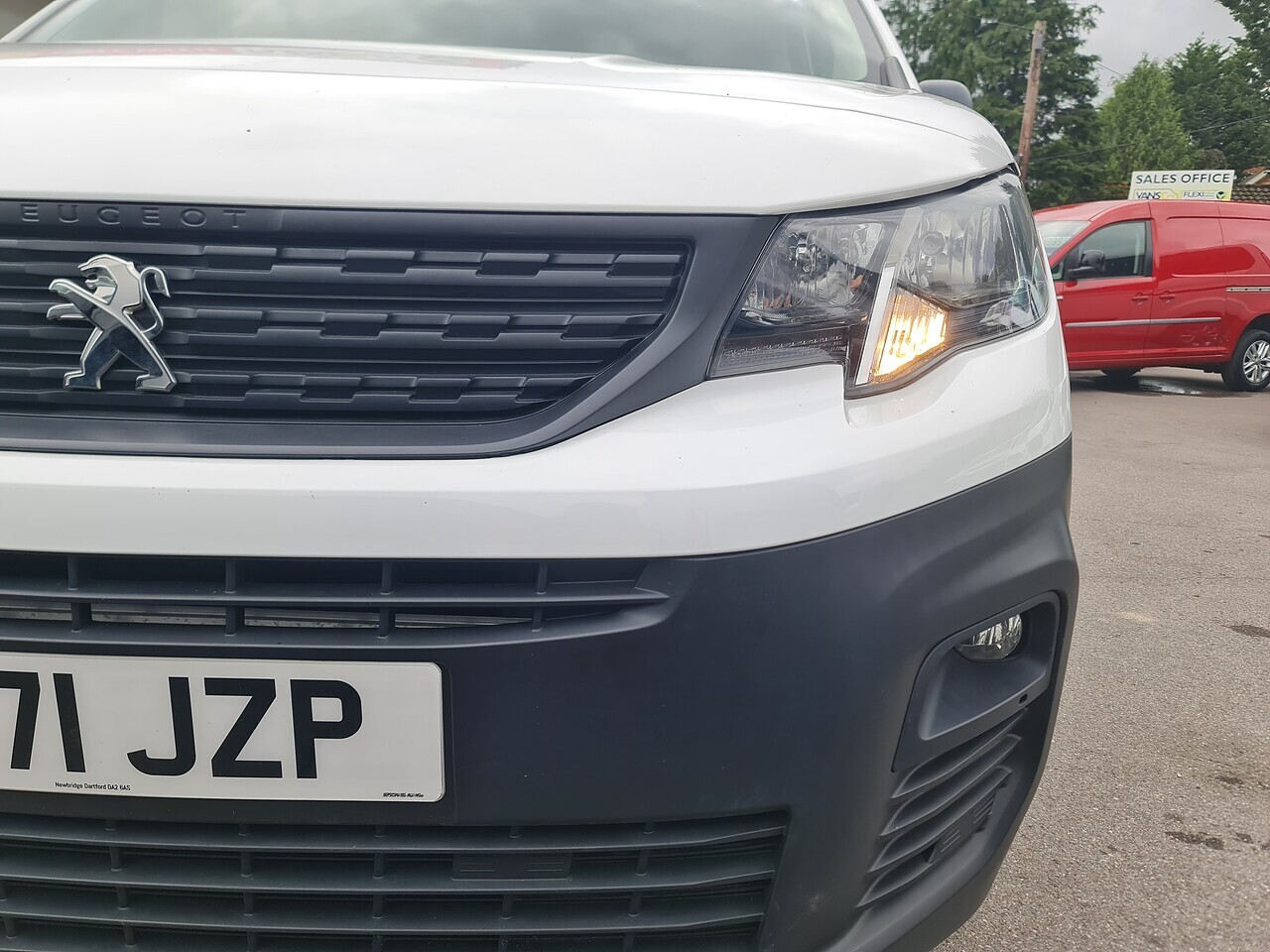 Peugeot Partner 1.5 Professional - Thumbnail 9