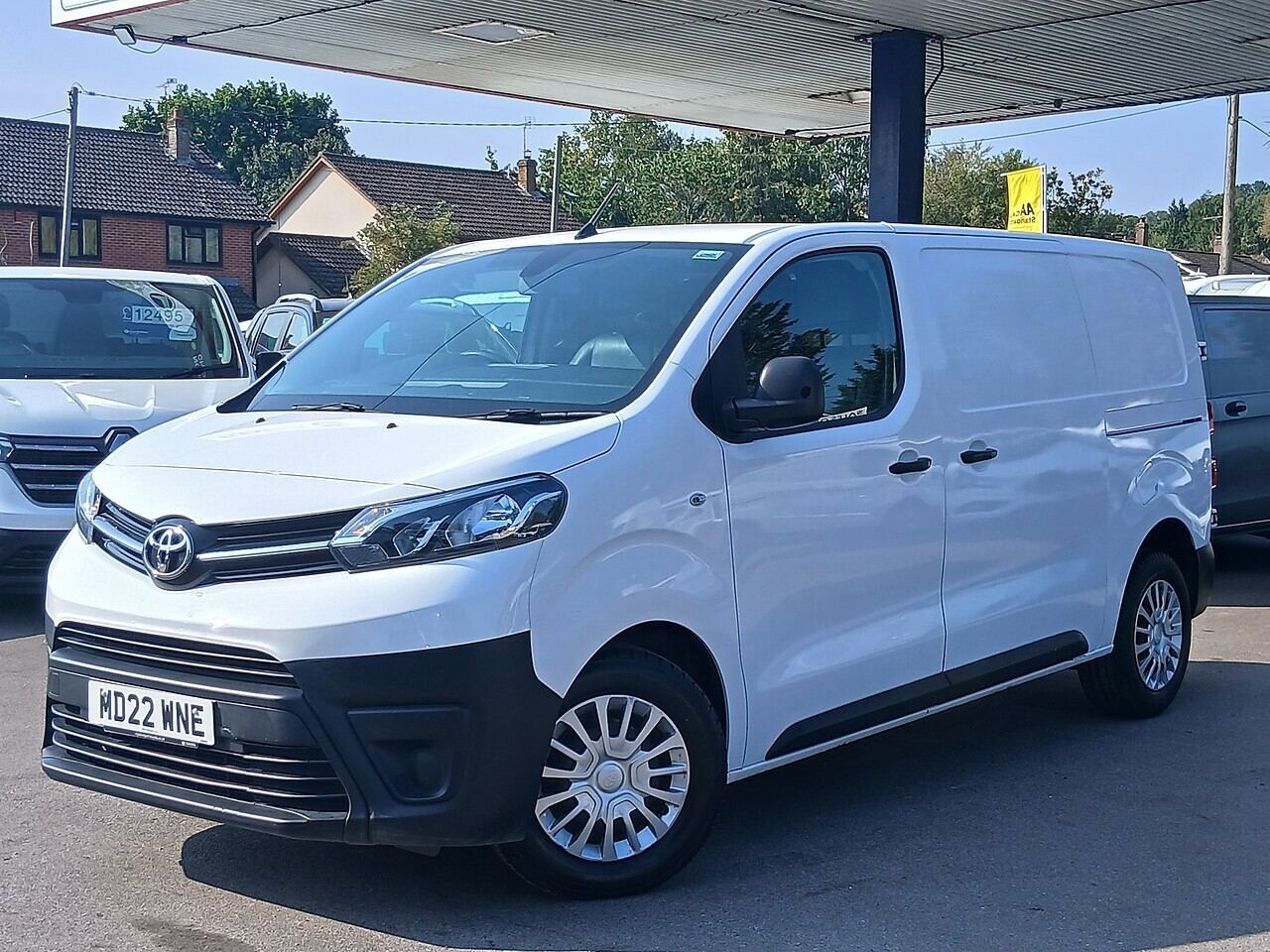 Toyota ProAce D Icon LWB - Thumbnail 2