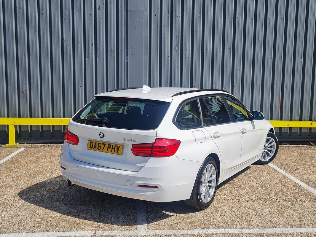 BMW 3 2.0 316d SE Touring  Auto thumbnail 7