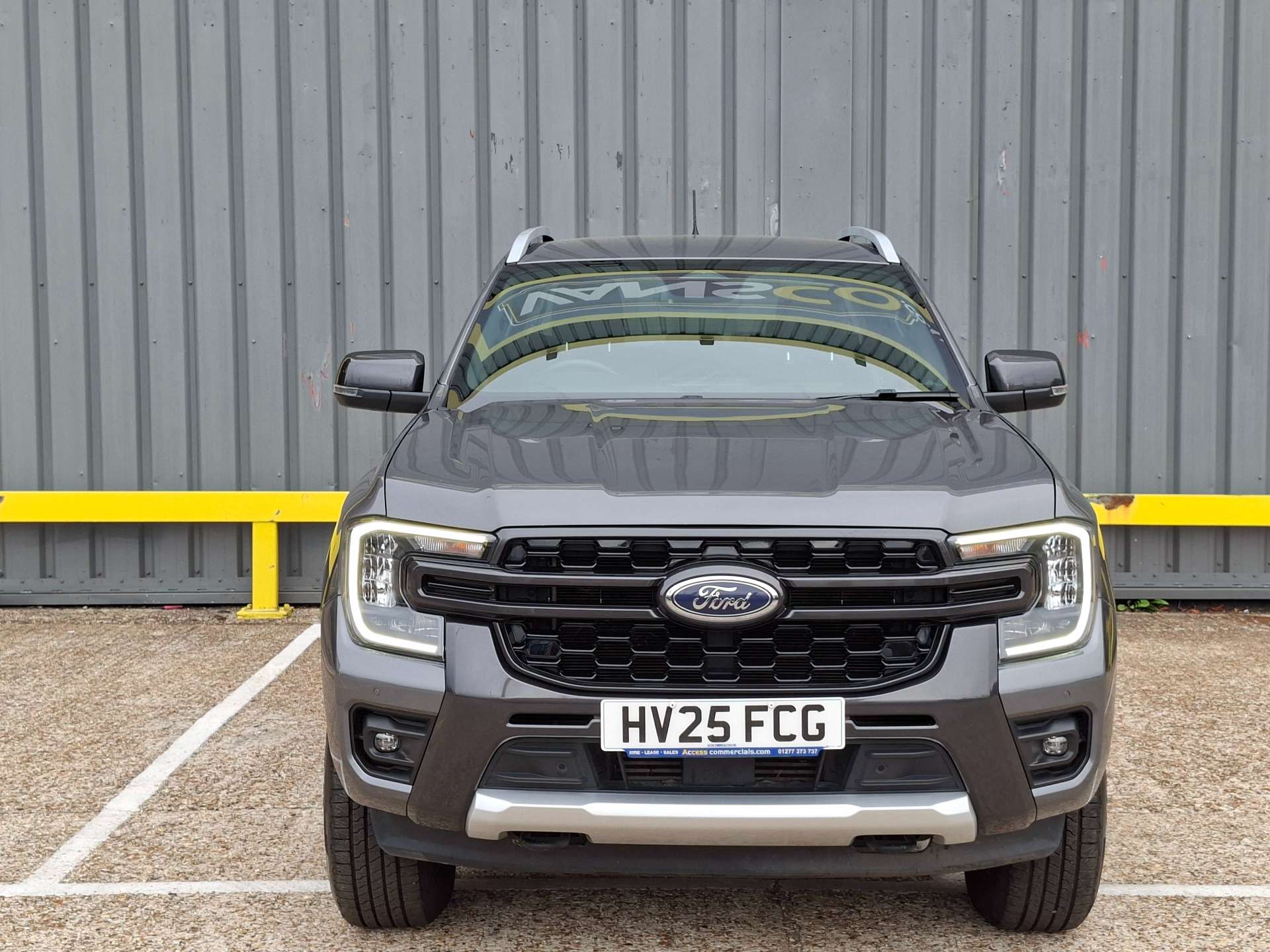 Ford Ranger 2.0 TD EcoBlue Wildtrak Pickup Double Cab 4dr Diesel Auto 4WD Euro 6 (s/s) (205 ps) thumbnail 3