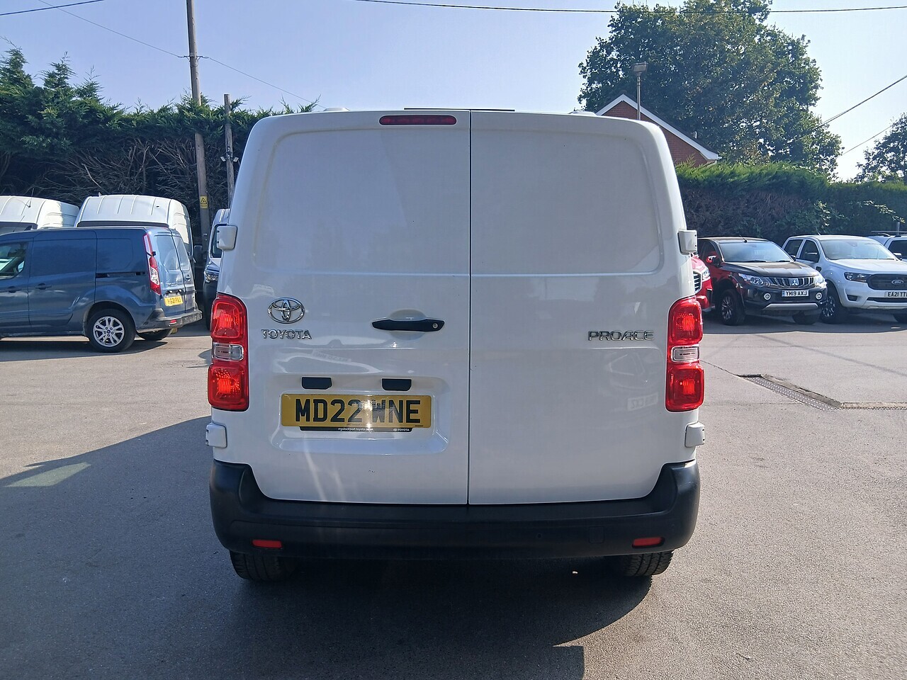 Toyota ProAce D Icon LWB - Thumbnail 6