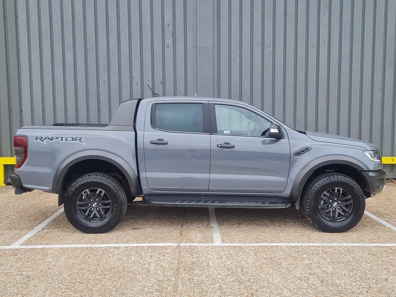 Ford Ranger EcoBlue Raptor - Thumbnail 6