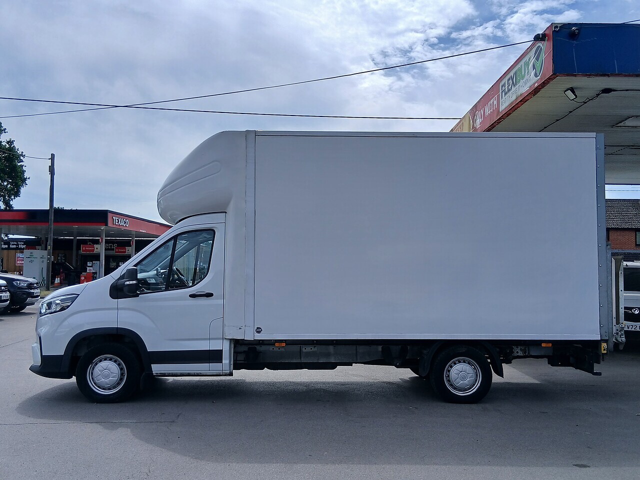 MAXUS Deliver 9 D20 Luton - Thumbnail 4