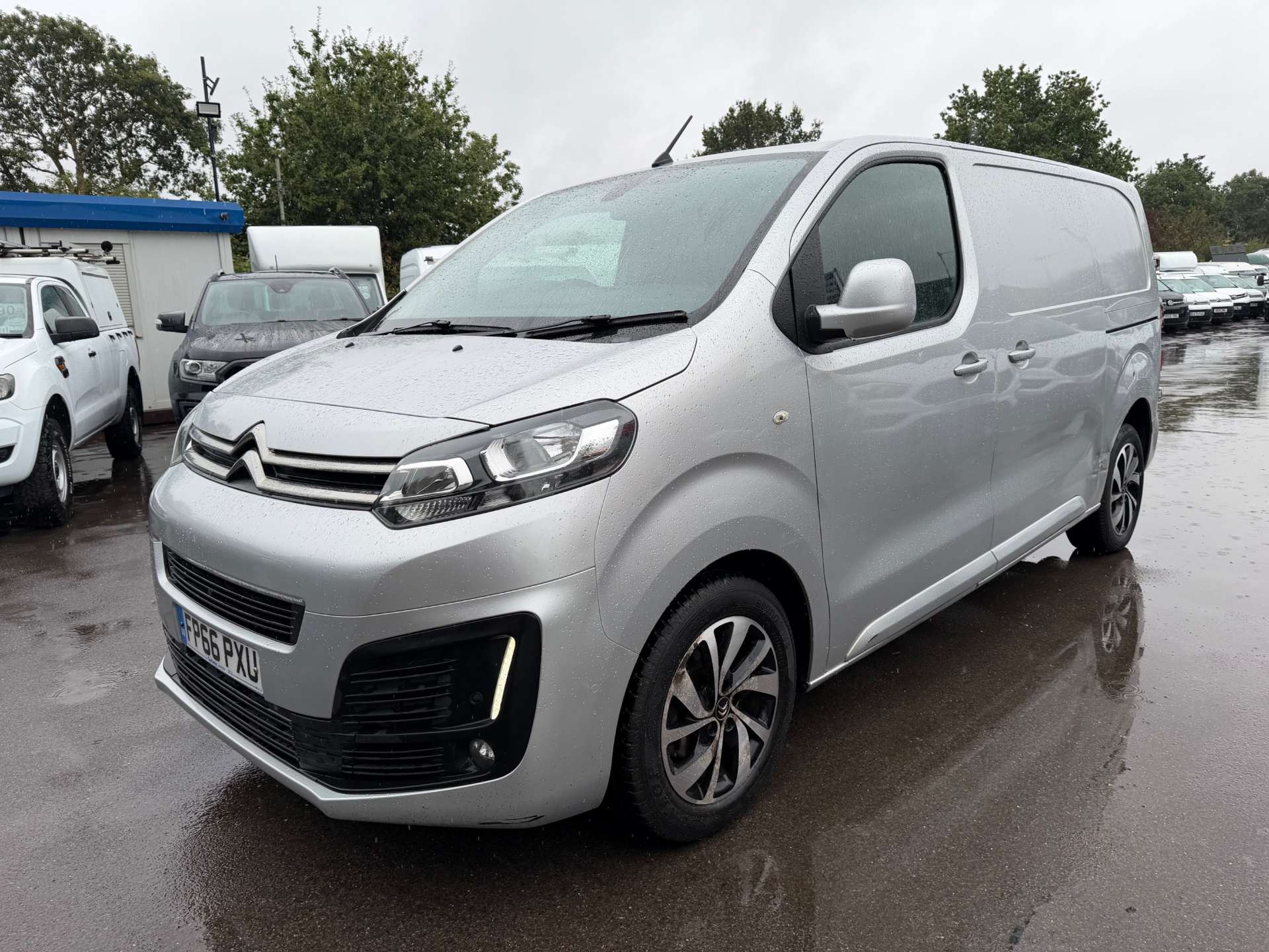 Citroen Dispatch 2.0 BlueHDi 1400 Enterprise Plus M FP66 PXU
