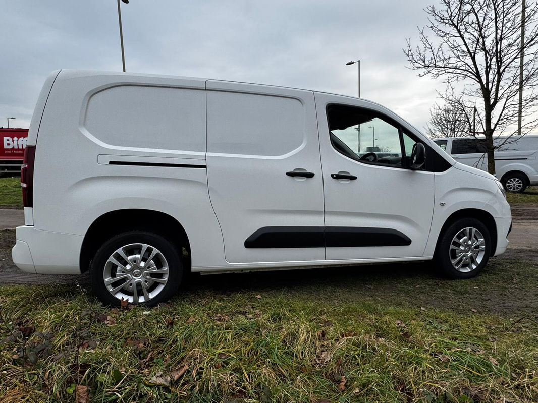 Vauxhall Combo Turbo D L2 Sportive thumbnail 8