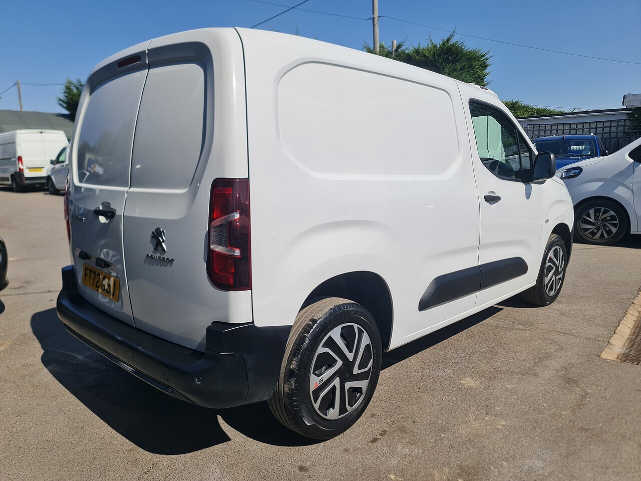Peugeot Partner 1.5 PRO Premium - Thumbnail 10