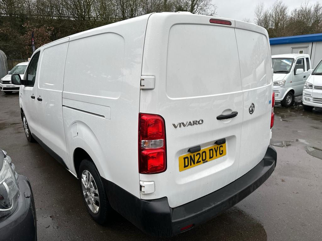 Vauxhall Vivaro Turbo Edition LWB thumbnail 4