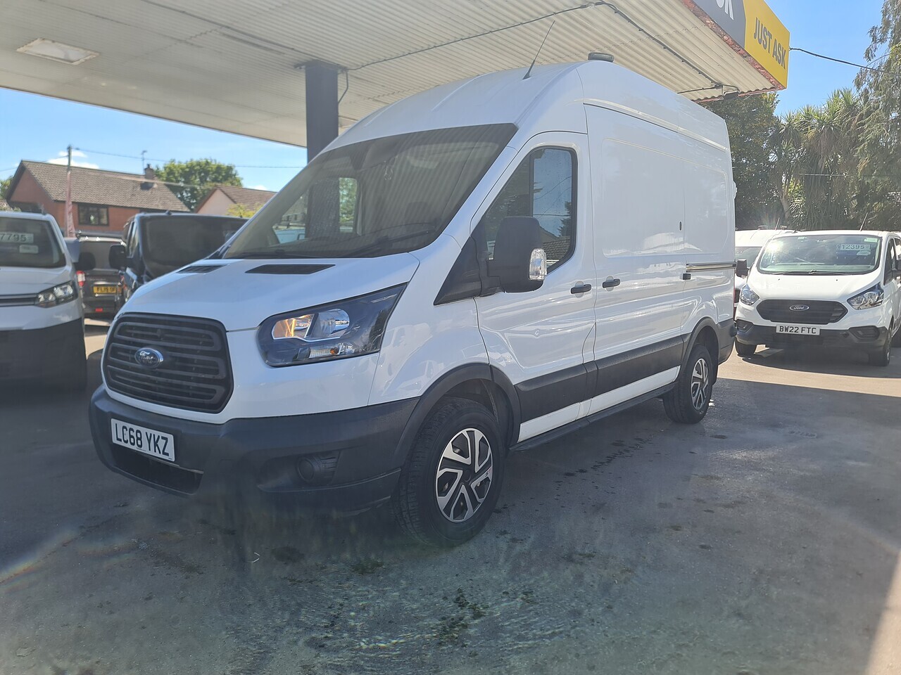 Ford Transit 350 EcoBlue L2 H3 - Thumbnail 4