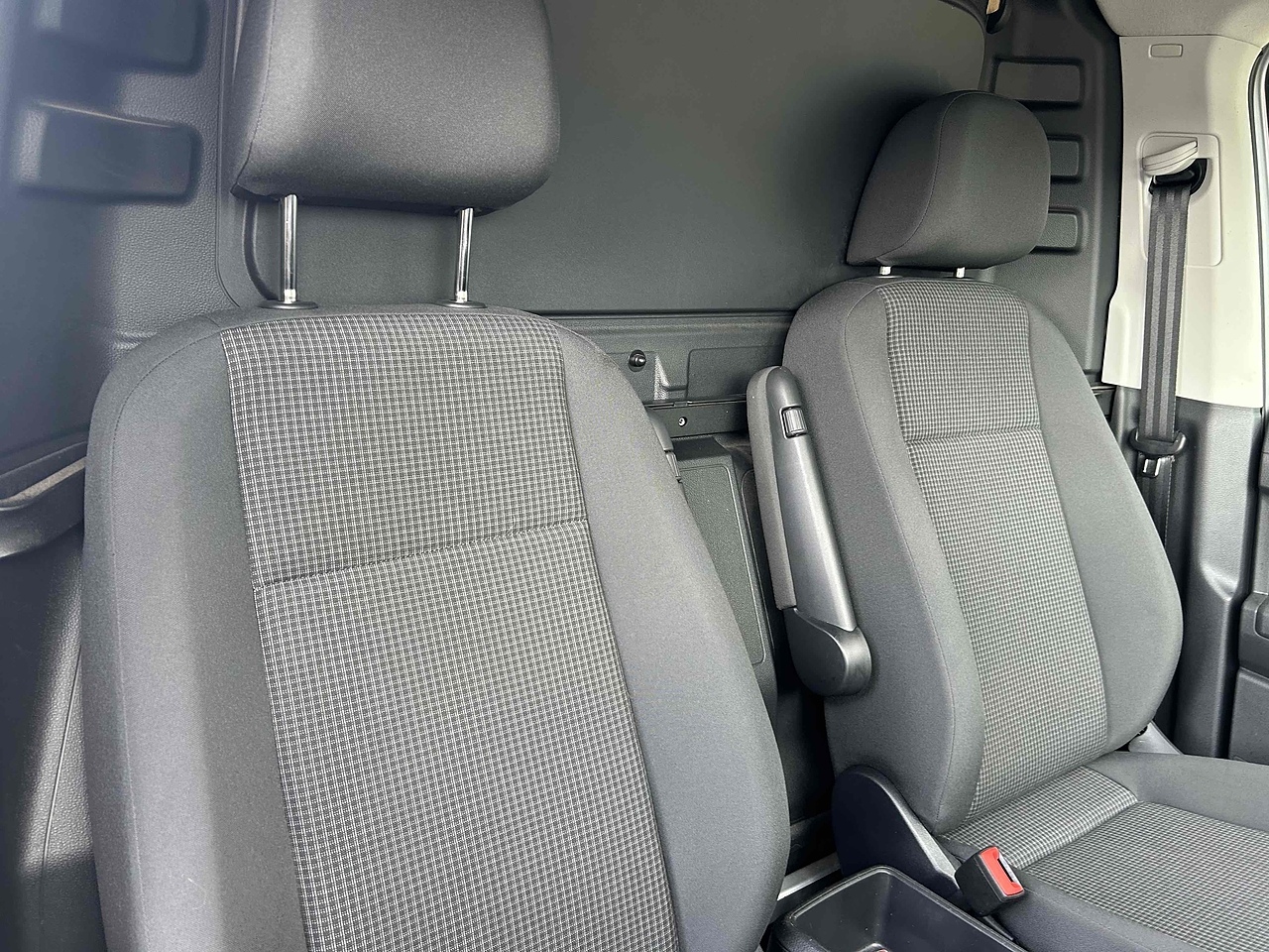 VW Caddy 2.0 TDI C20 Commerce Pro - Thumbnail 9