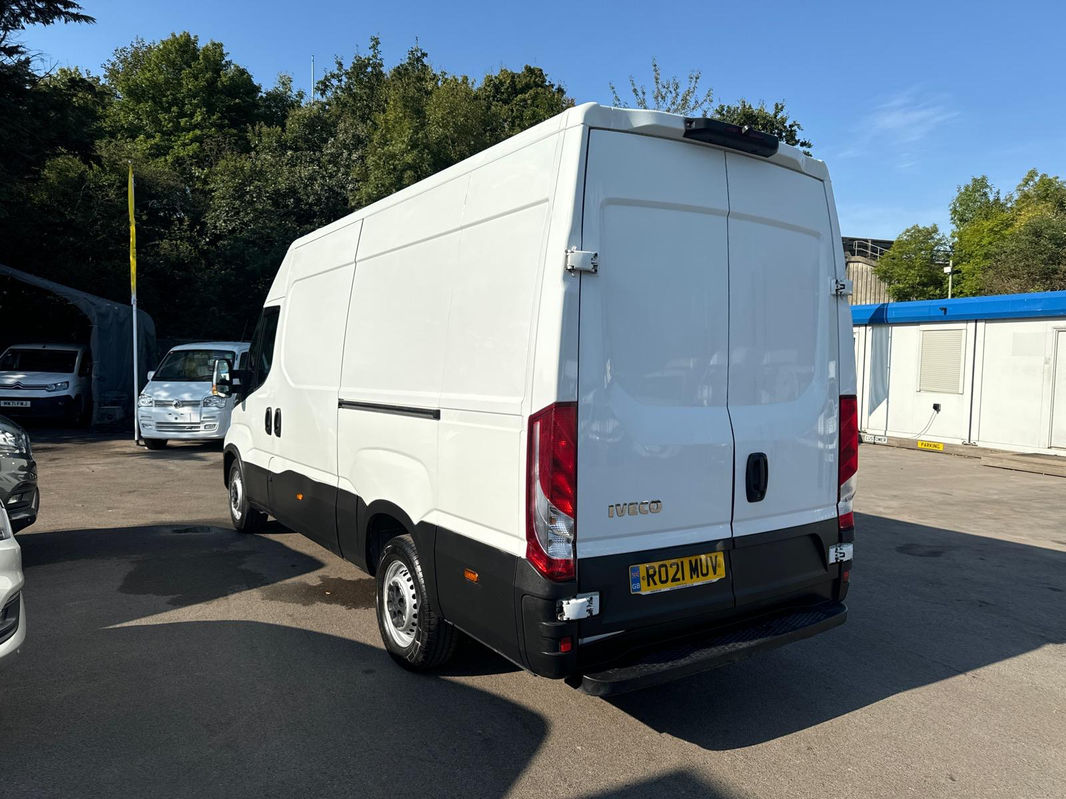 Iveco Daily D HPI - MWB - AUTO thumbnail 8