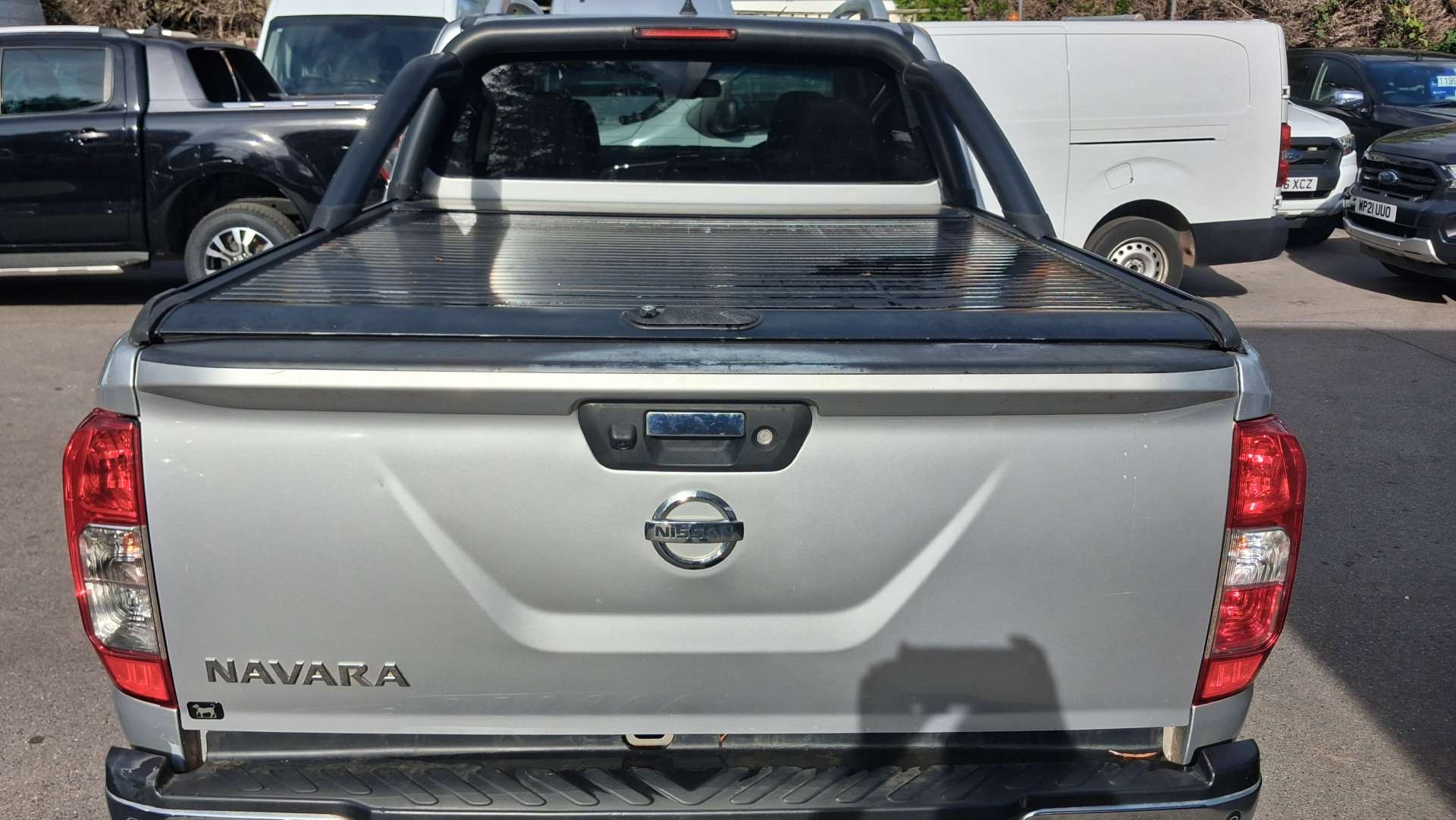 Nissan Navara 2.3 dCi Tekna Pickup Double Cab 4dr Diesel Manual 4WD Euro 6 (s/s) (190 ps) - Thumbnail 10
