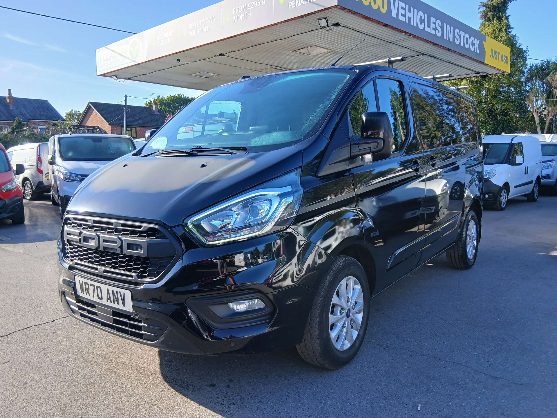 Ford Transit Custom 2.0 300 EcoBlue Limited Panel Van 5dr Diesel Auto L1 H1 Euro 6 (s/s) (130 ps) - Thumbnail 6
