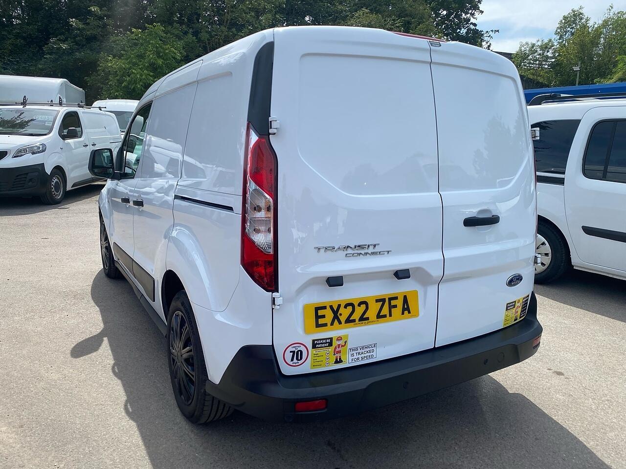 Ford Connect Trend CREW VAN - Thumbnail 4