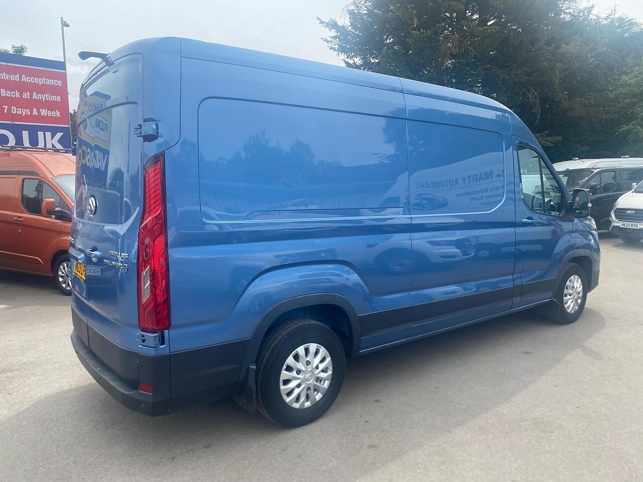 MAXUS Deliver 9 D20 LUX L3 H2 - Thumbnail 7