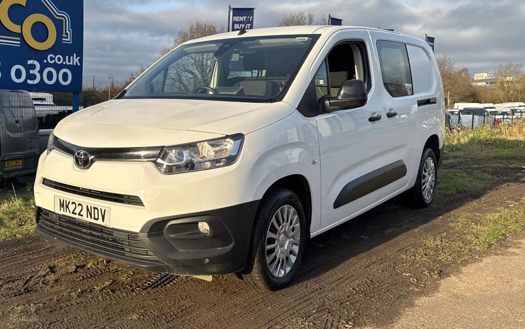 Toyota PROACE CITY BlueHDi Icon thumbnail 2