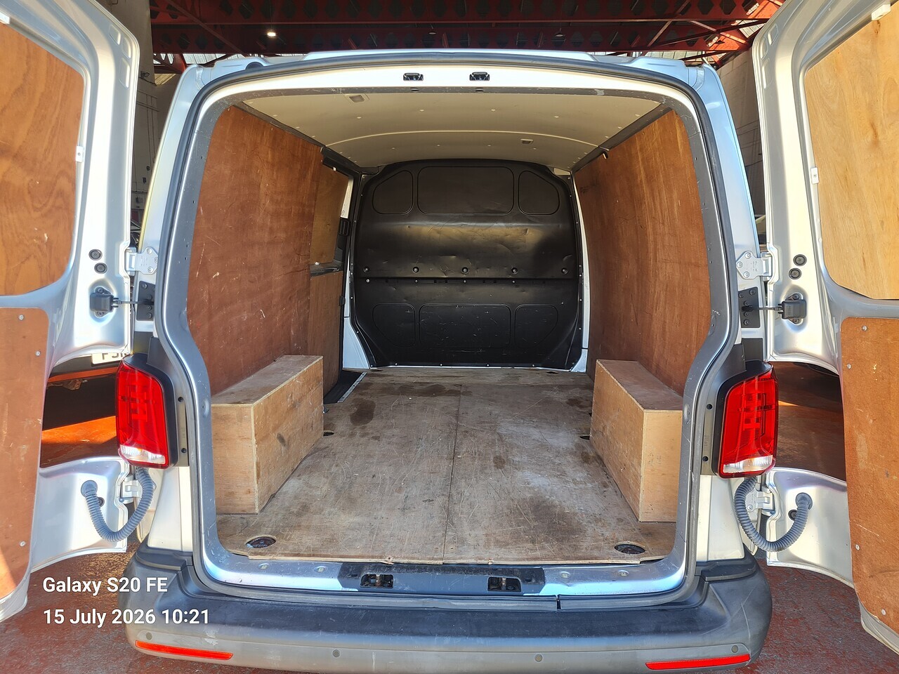 VW Transporter 2.0 TDI T28 Startline - Thumbnail 8