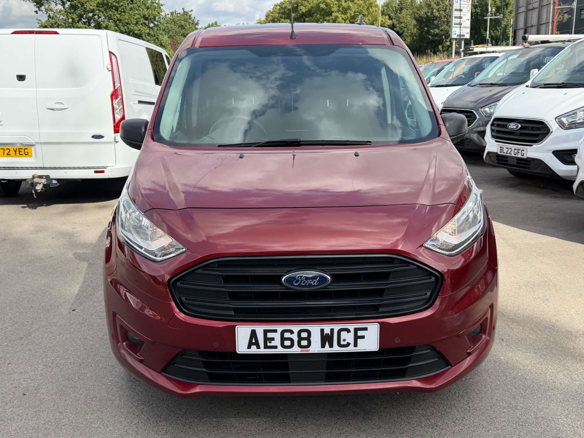 Ford Transit Connect 1.0 210 EcoBoost Trend Panel Van 5dr Petrol Manual L2 Euro 6 (s/s) (100 ps) thumbnail 3