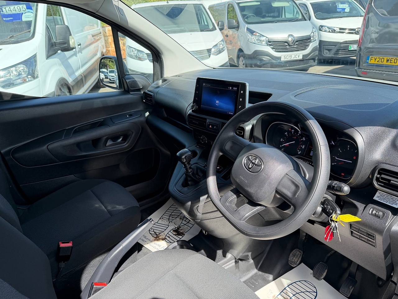 Toyota PROACE CITY 1.5 BlueHDi - Thumbnail 8