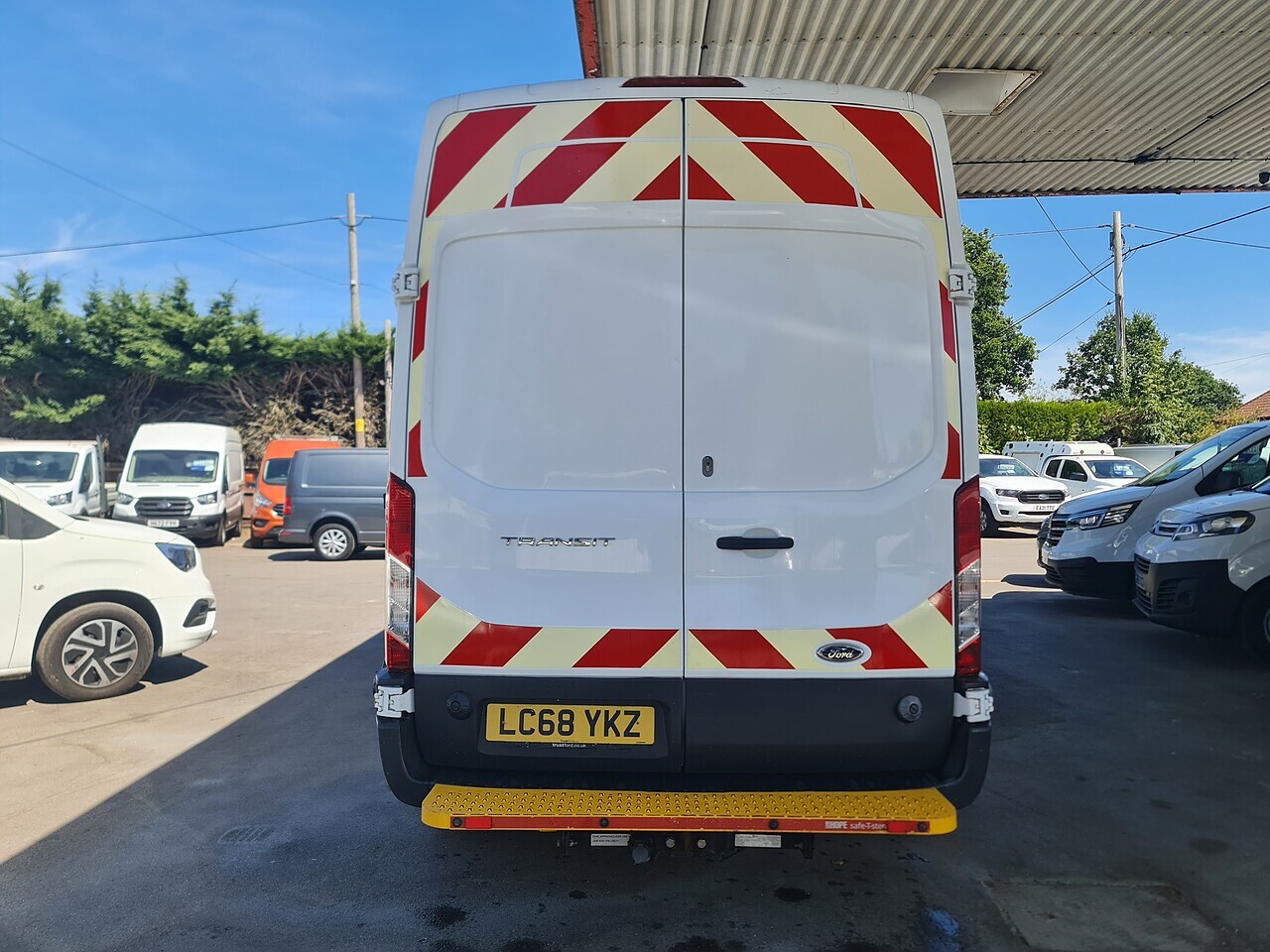 Ford Transit 350 EcoBlue L2 H3 - Thumbnail 8