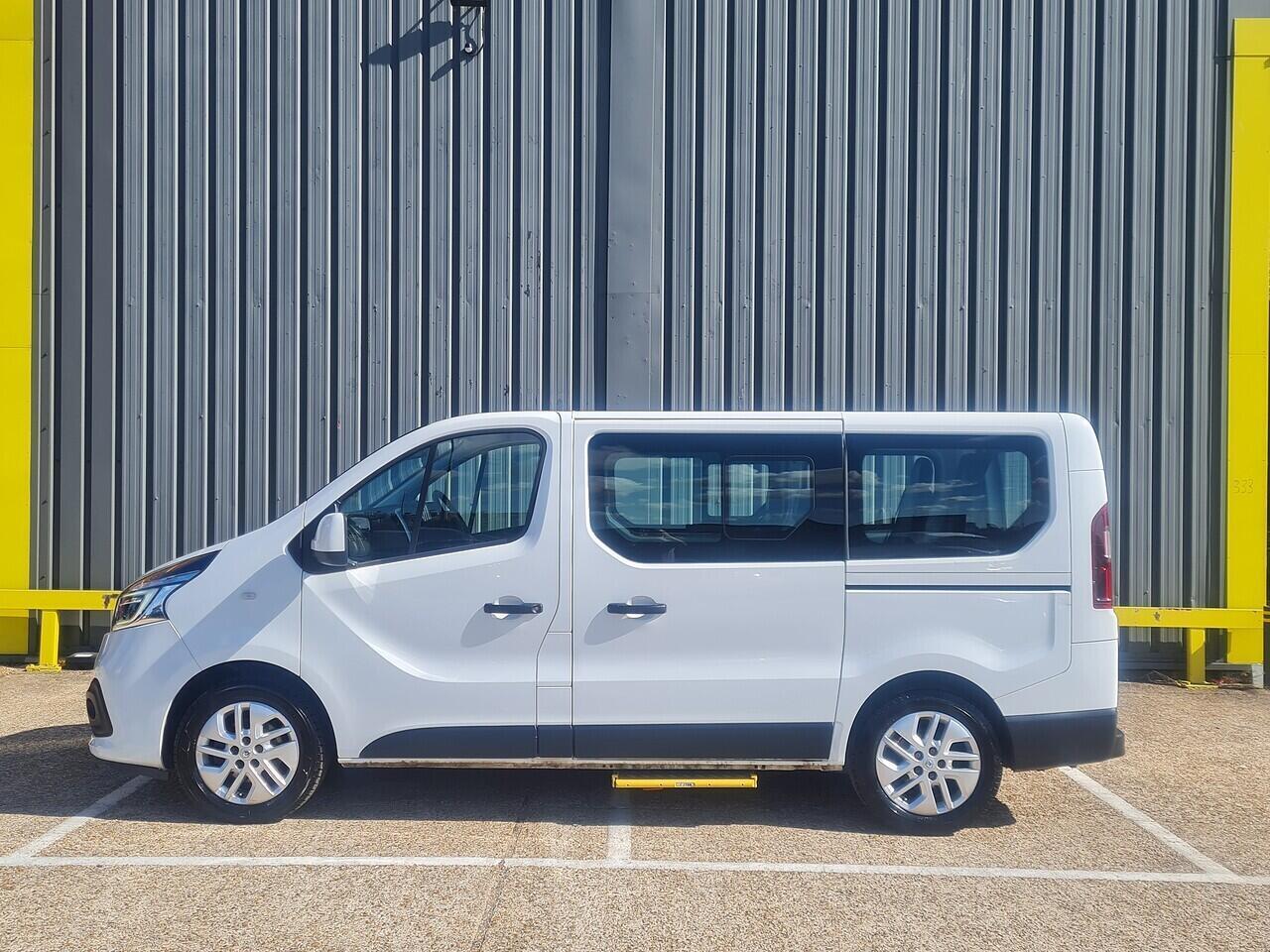 Renault Trafic - Wheel Chair Ramp - Thumbnail 10