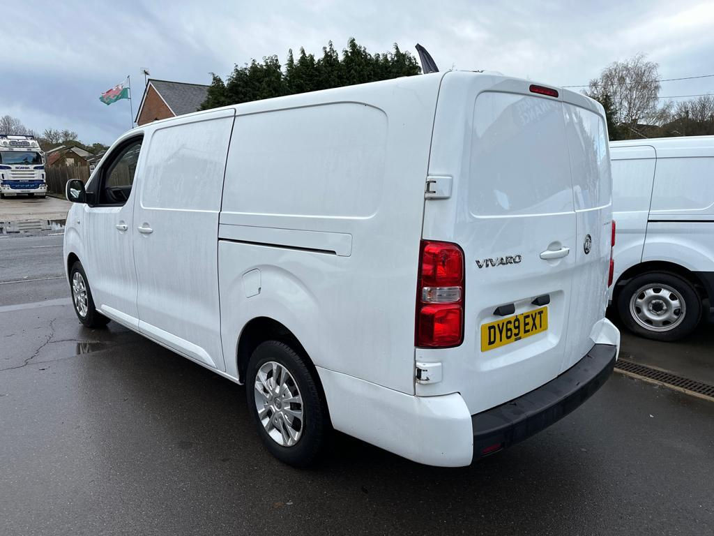 Vauxhall Vivaro Turbo Sportive L2 thumbnail 7