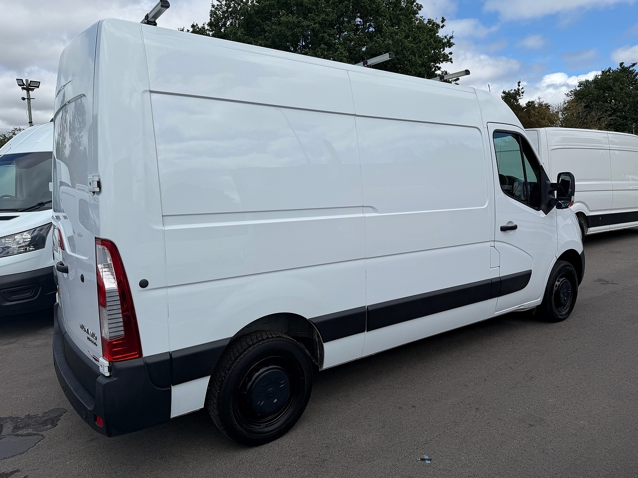 Vauxhall Movano CDTi BiTurbo MWB - Thumbnail 8