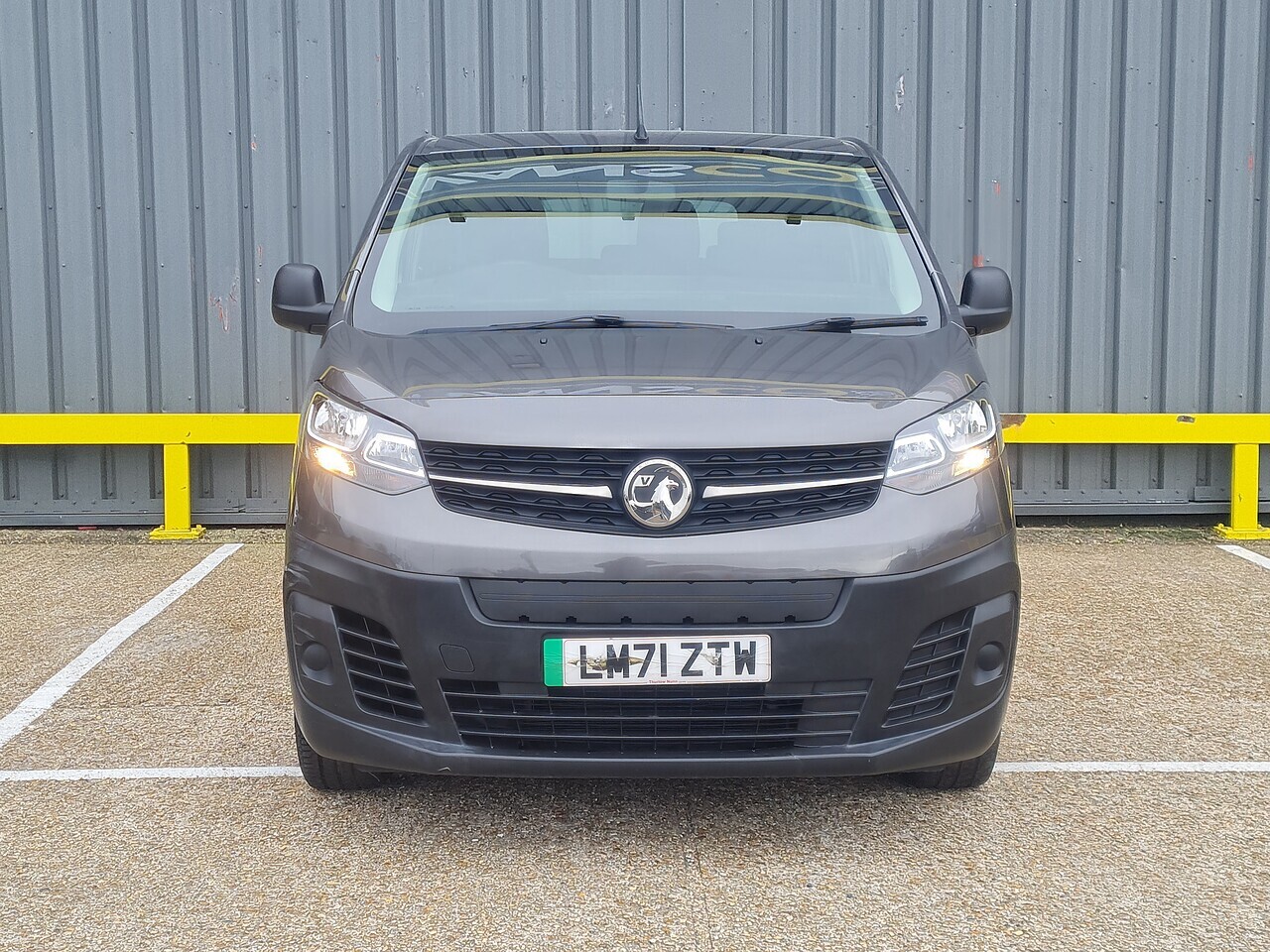 Vauxhall Vivaro Electric Auto 9-SEAT - Thumbnail 7