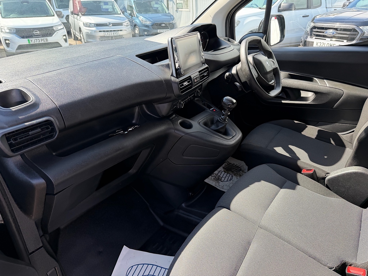 Peugeot Partner PRO Premium - Thumbnail 9