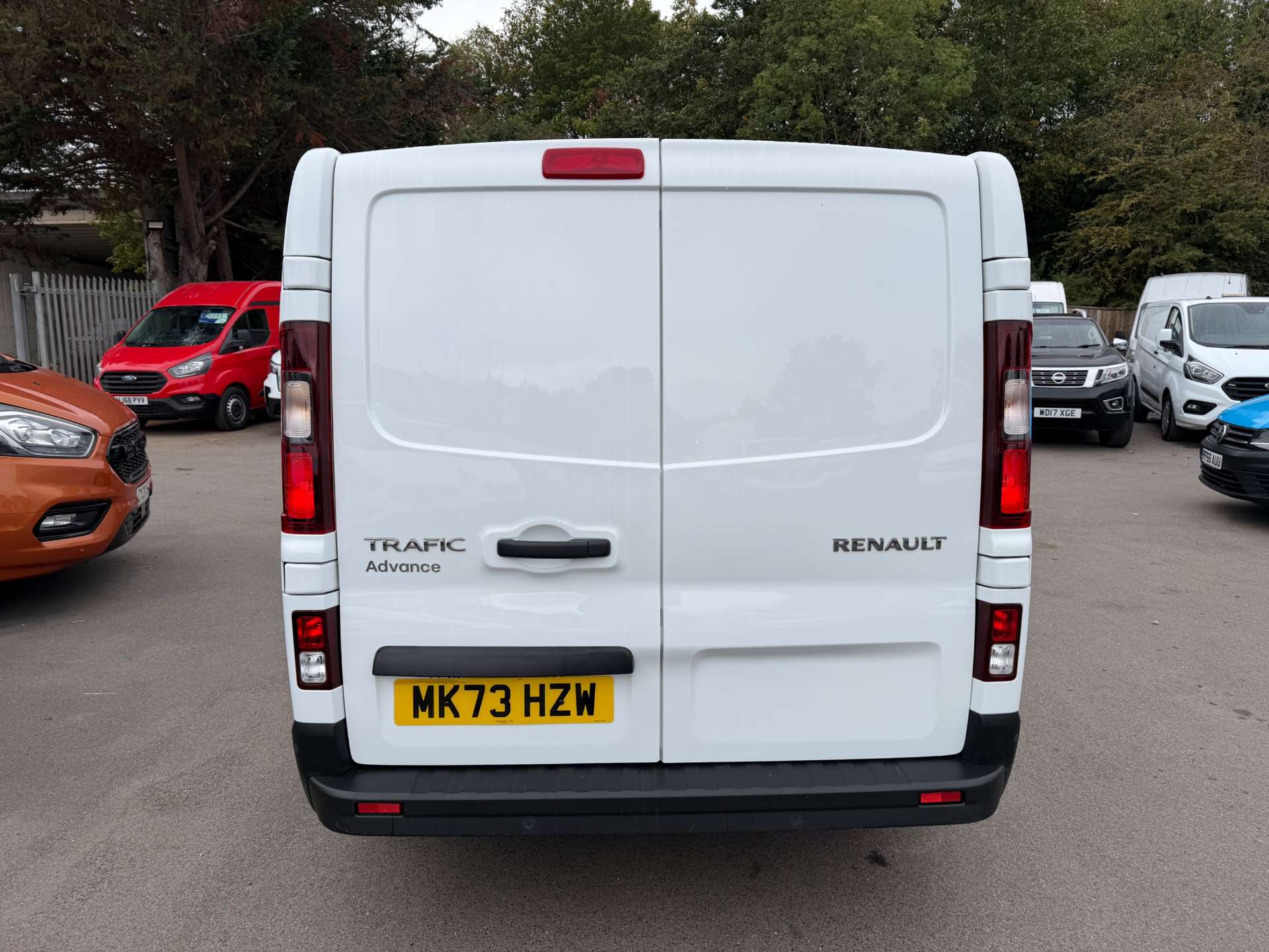 Renault Trafic 2.0 dCi Blue SL30 Advance Panel Van 5dr Diesel Manual L1 H1 Euro 6 (s/s) (130 ps) thumbnail 8