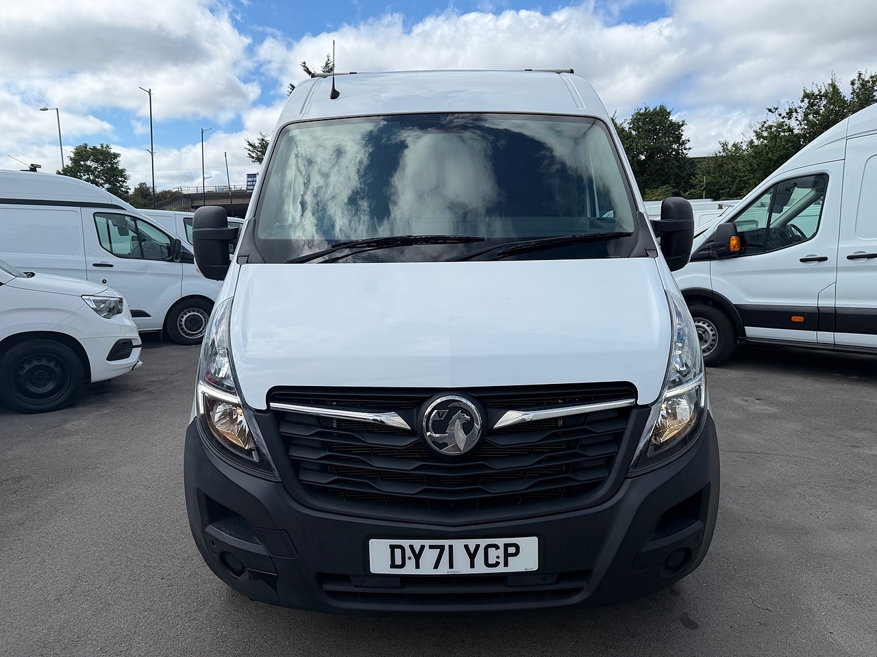 Vauxhall Movano CDTi BiTurbo MWB - Thumbnail 3