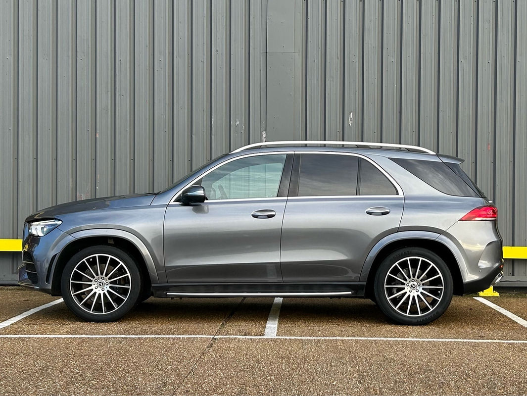 Mercedes GLE GLE300d AMG Line thumbnail 4