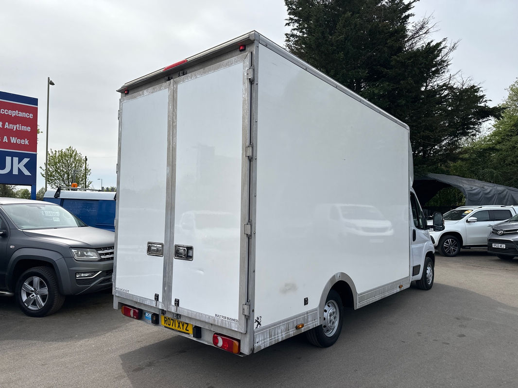 Peugeot Boxer L4 LUTON WITH A/C thumbnail 6