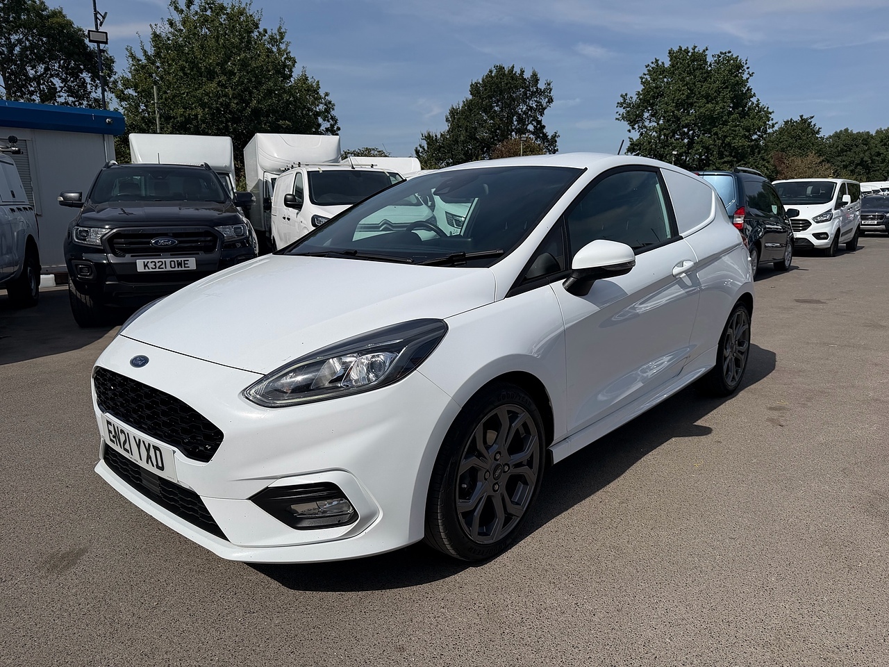 Ford Fiesta Van 1.0T EcoBoost Sport - Thumbnail 3