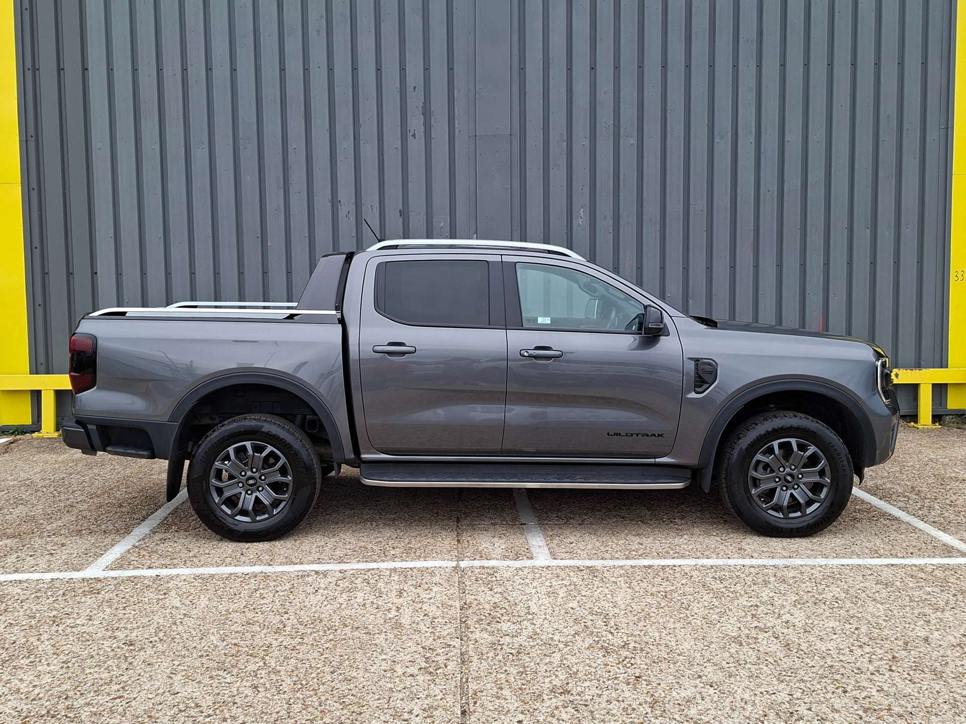 Ford Ranger 2.0 TD EcoBlue Wildtrak Pickup Double Cab 4dr Diesel Auto 4WD Euro 6 (s/s) (205 ps) thumbnail 5