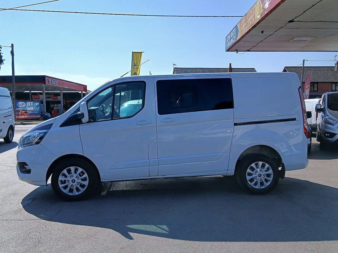 Ford Custom 300 CREW VAN Limited - Thumbnail 5