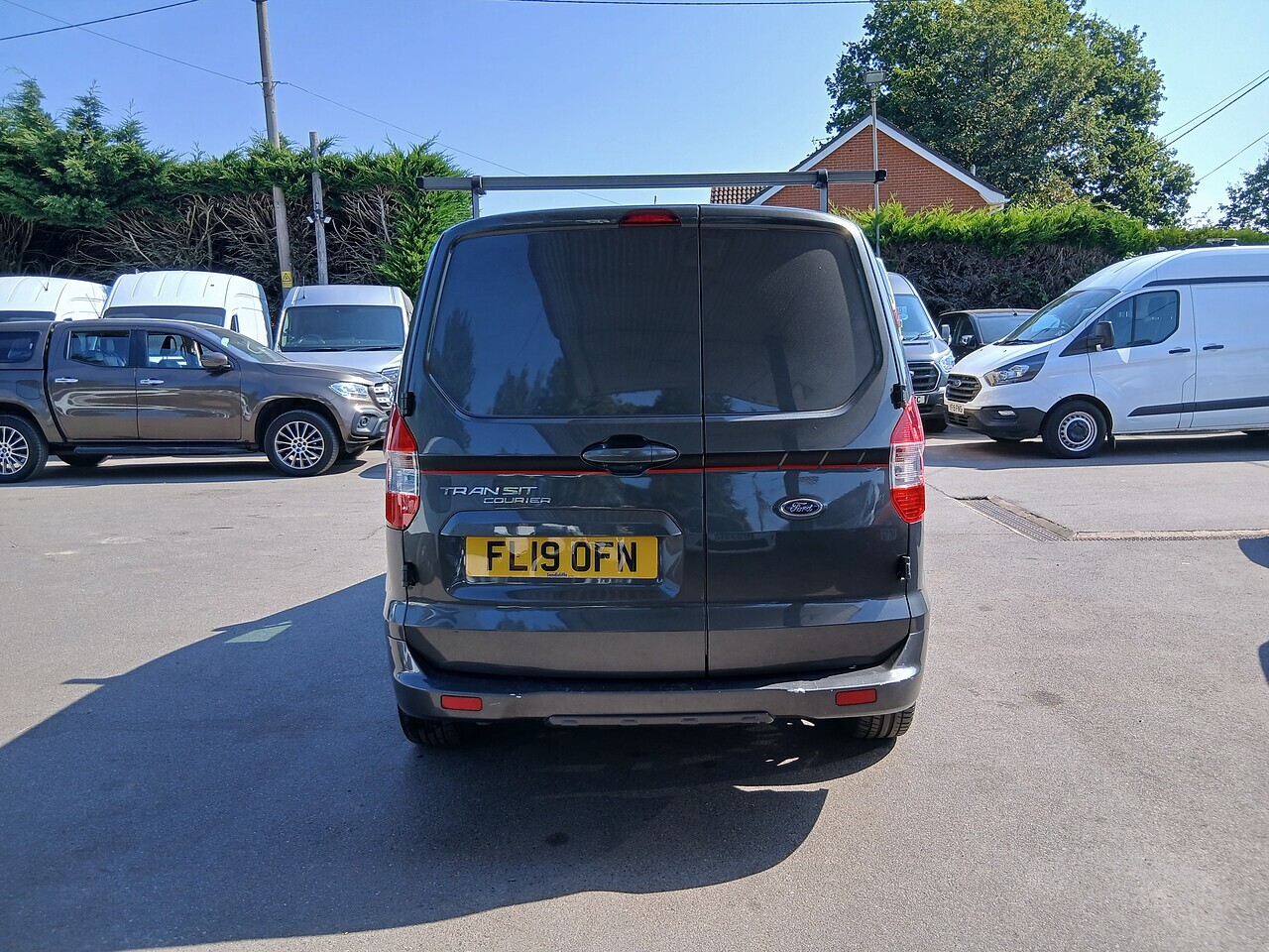 Ford Transit Courier TDCi Sport - Thumbnail 8
