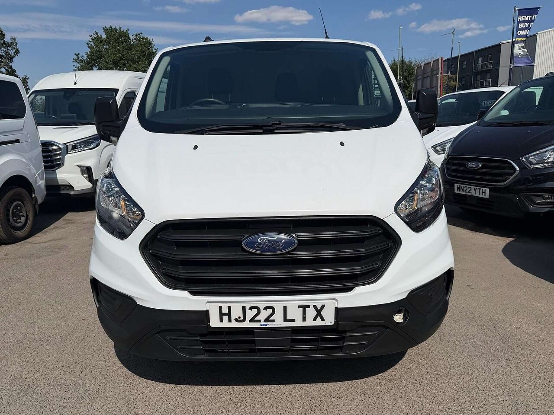 Ford Transit Custom Transit Custom 280 Base P/V L1 H1 2.0 Medium Van Manual Diesel - Thumbnail 2