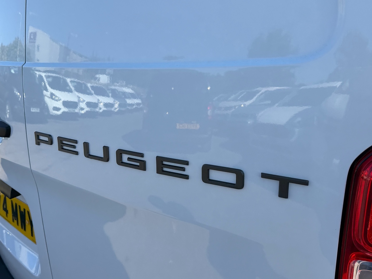 Peugeot e-Expert Professional - Thumbnail 7