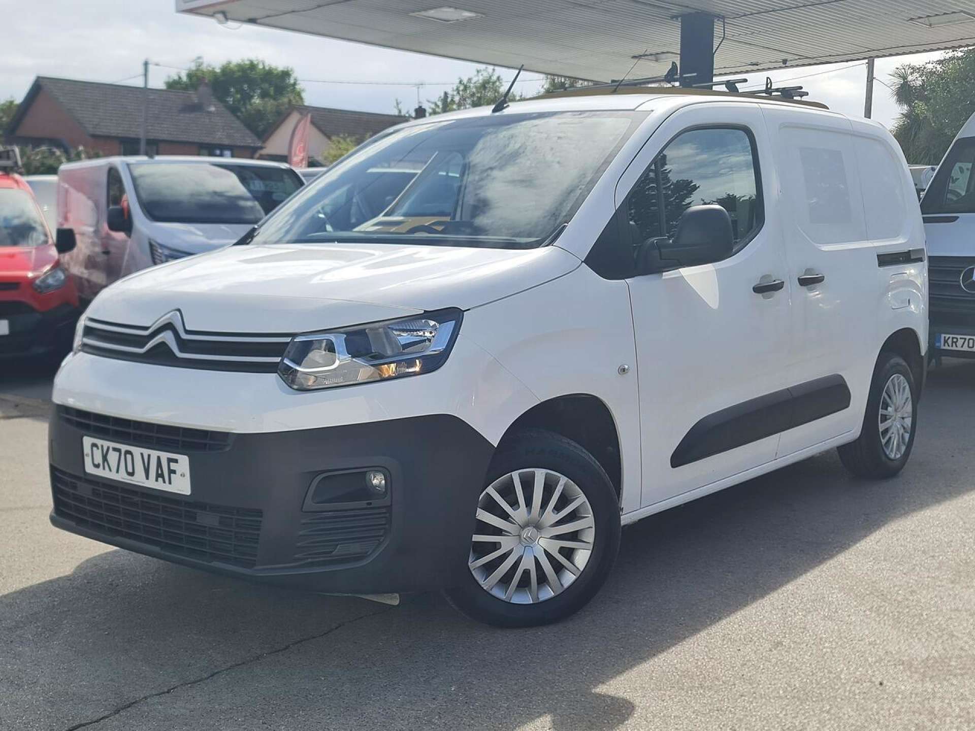 Citroen Berlingo 1.5 BlueHDi 650 Enterprise M Panel Van 5dr Diesel Manual SWB Euro 6 (s/s) (75 ps) thumbnail 3