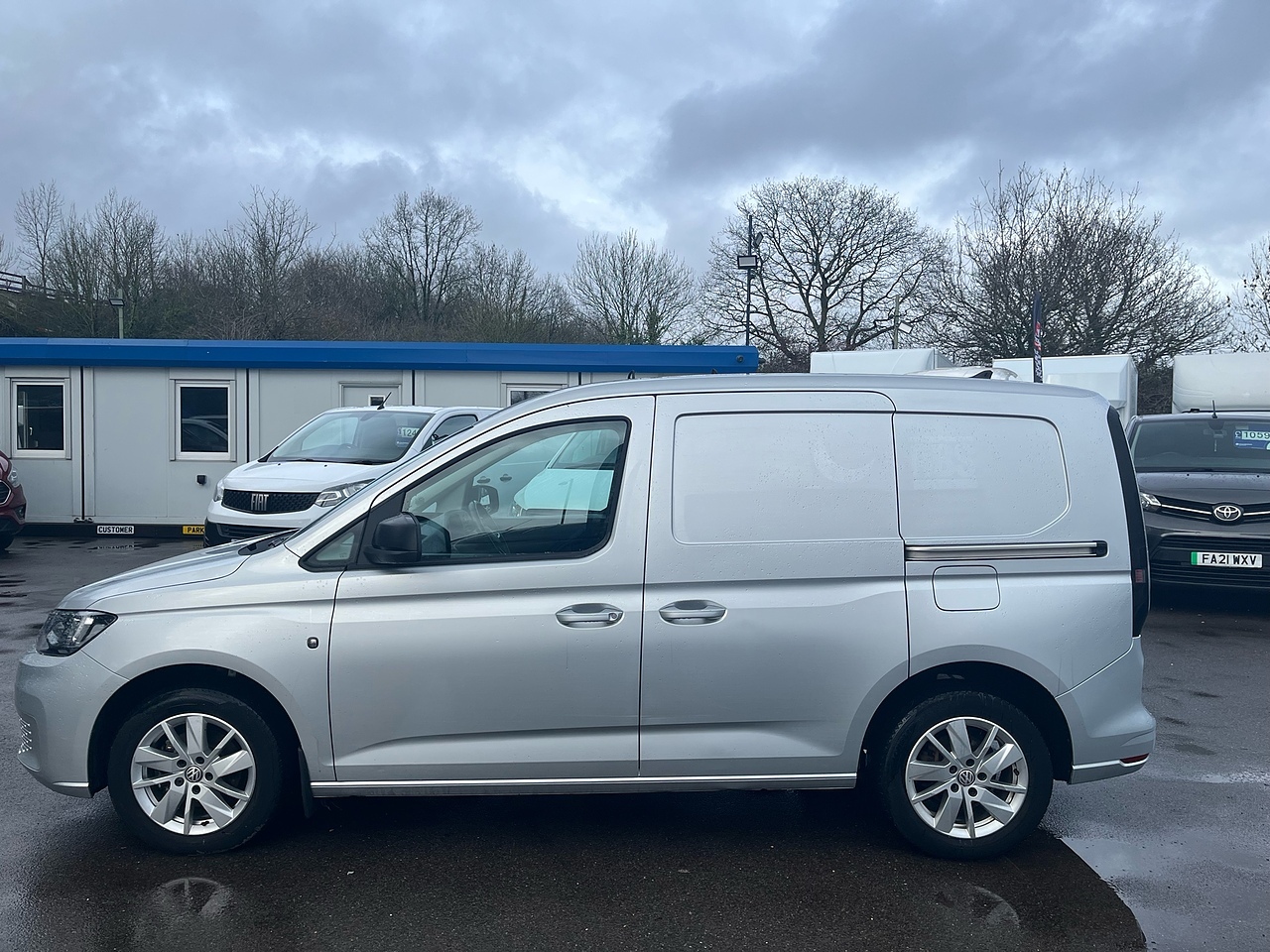 VW Caddy 2.0 TDI C20 Commerce Pro - Thumbnail 4