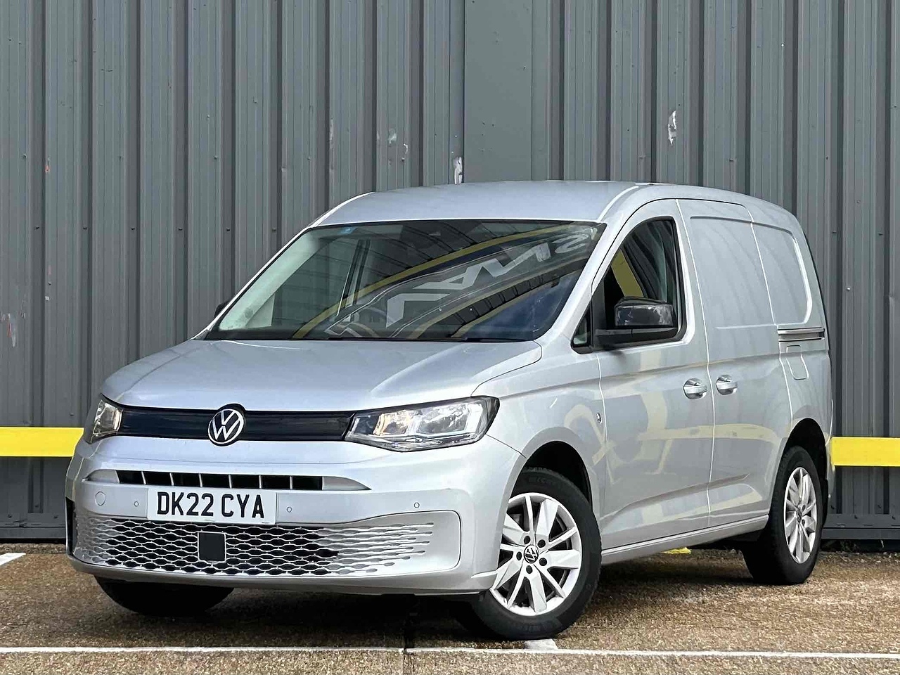 VW Caddy 2.0 TDI C20 Commerce Pro - Thumbnail 2