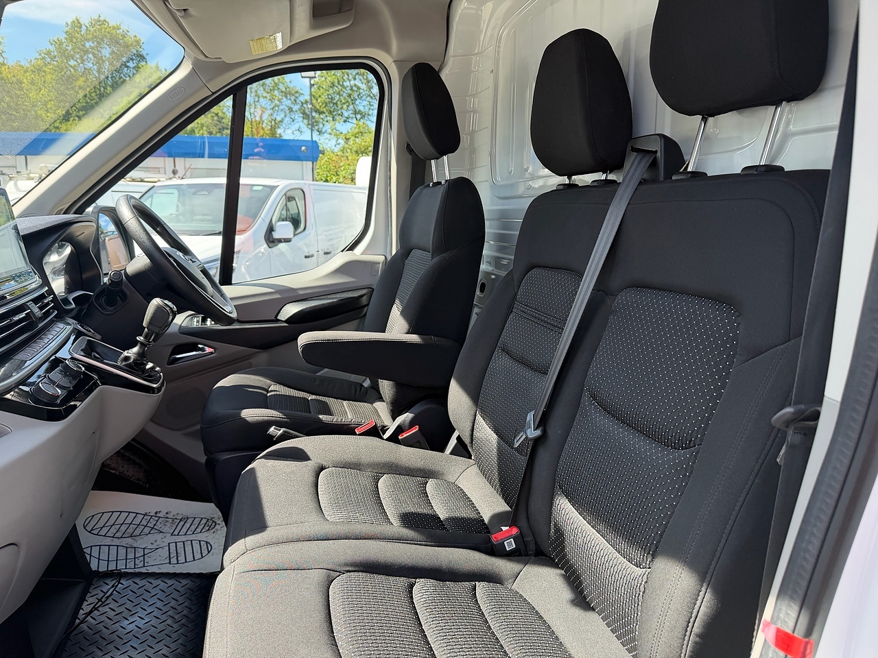 MAXUS Deliver 9 D20 L2 / MWB - Thumbnail 10