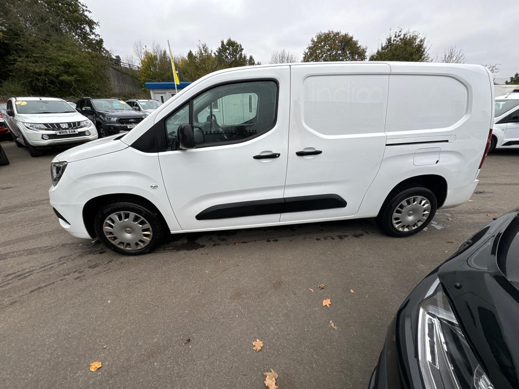 Vauxhall Combo Turbo D Sportive thumbnail 3