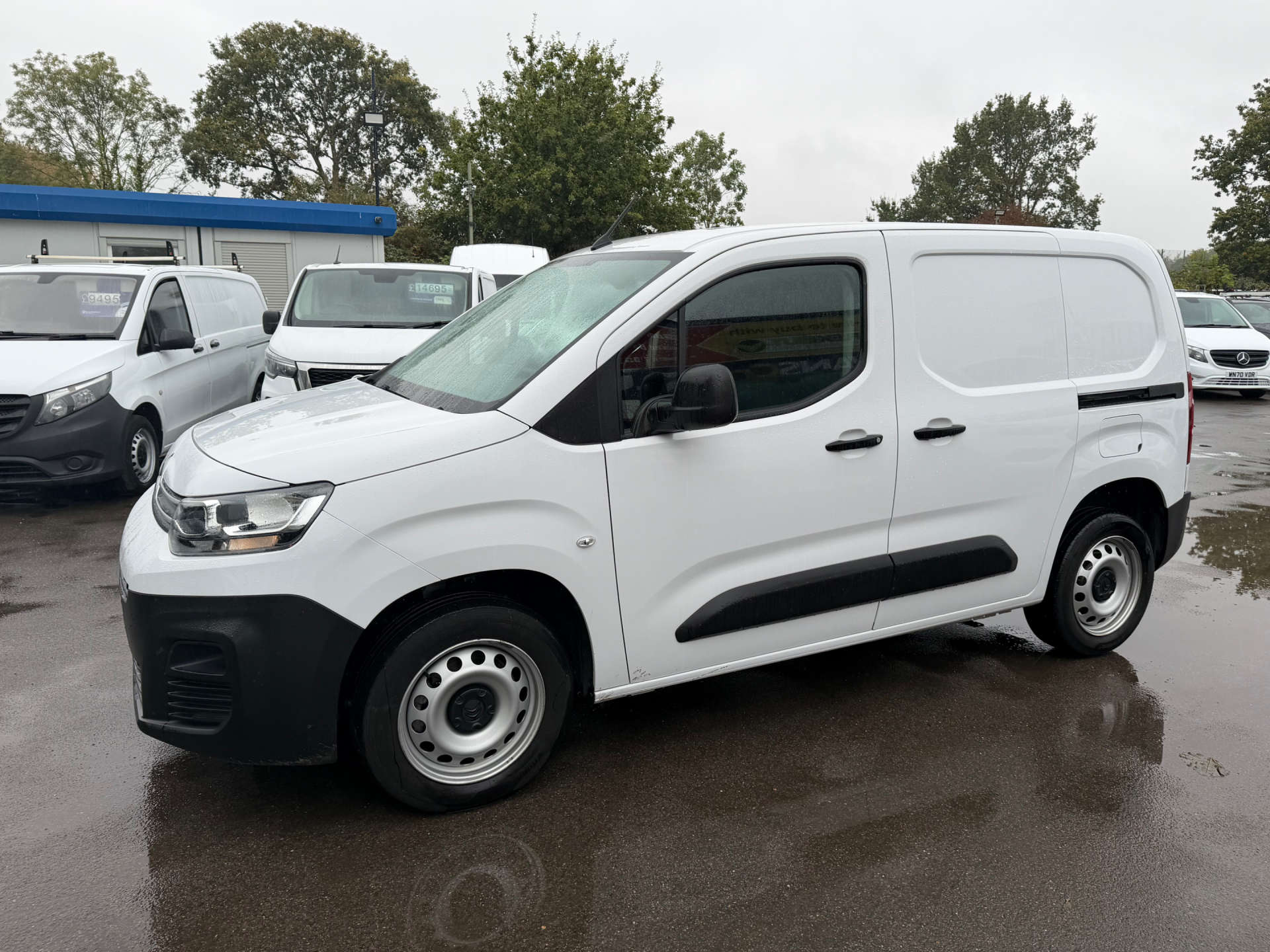 Citroen Berlingo 1.5 BlueHDi 1000 Enterprise Edition M Panel Van 5dr Diesel Manual SWB Euro 6 (s/s) (100 ps) thumbnail 7
